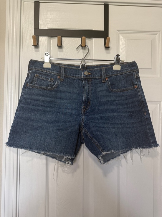 Old Navy Pants - Old Navy Mid Rise Boyfriend Dark Blue Frayed Hem Denim Shorts Sz 12